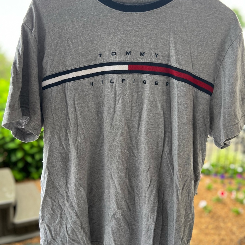 Mens Size XL - one tee for 20